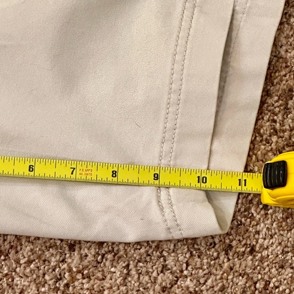 🌟HP🌟IZOD Stone Saltwater 100% Cotton Cargo Shorts Flat Front Velcro Pockets 42W - Picture 10 of 10